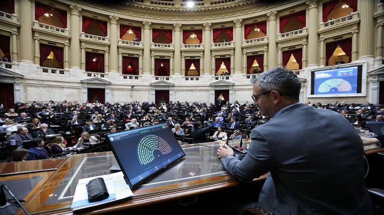 DIPUTADOS