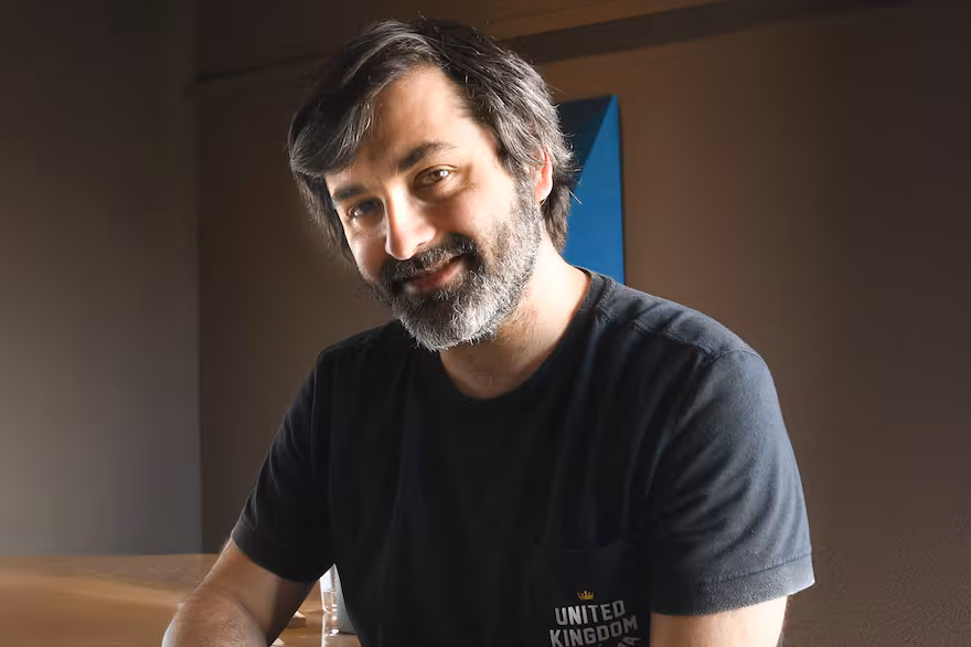 NICOLAS