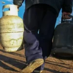 DESREGULACION Y FRIO EXTREMO: EL COSTO DE LAS GARRAFAS SE MULTIPLICO Y GOLPEA A LOS BARRIOS POPULARES