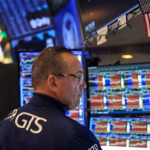 EL RIESGO PAIS ALCANZO LOS 675 PUNTOS Y TOCO EL VALOR MAS ALTO EN UN AÑO