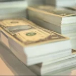 LOS DOLARES NO ALCANZAN: A LA COMPRA DE PERSONAS SE SUMO LA FUGA DE EMPRESAS