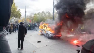 ESTALLIDO FRANCIA